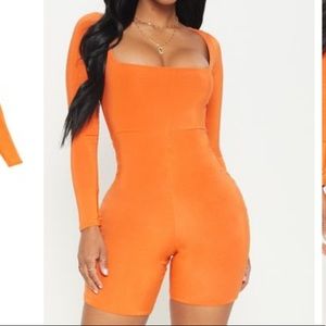 PrettyLittleThing - Orange long sleeve romper